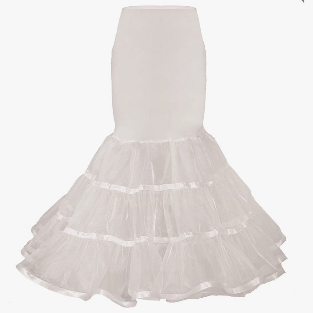 NWT Mermaid/Trumpet Bridal Slip